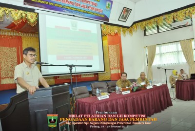 Gubernur Sumatera Barat Membuka Secara Resmi Pelatihan dan Uji Kompetensi (PUK) Pengadaan Barang dan Jasa Pemerintah bagi Aparatur Sipil Negara (ASN) di lingkungan Pemerintah Provinsi Sumatera Barat